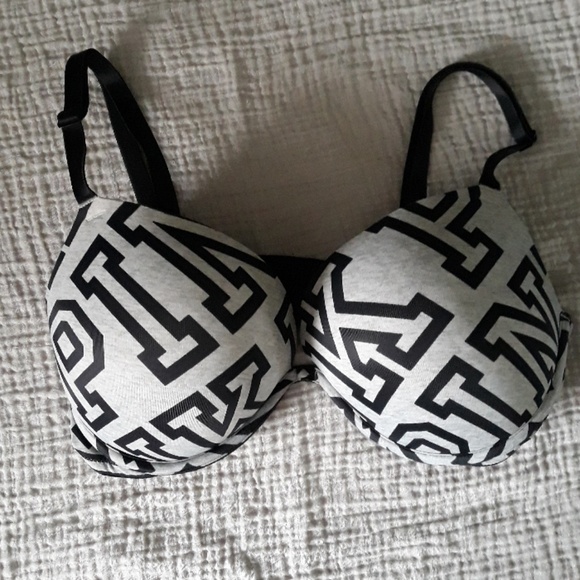 Victoria Secret Bra Bundle - Picture 8 of 8